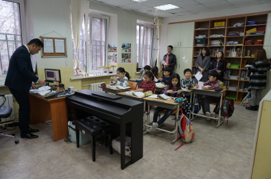 �ʵ� 4�г� �кθ� ��û �������� ����Դϴ�.