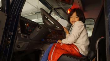 �ʵ� 2�� ����ü���н� ÷���̹���