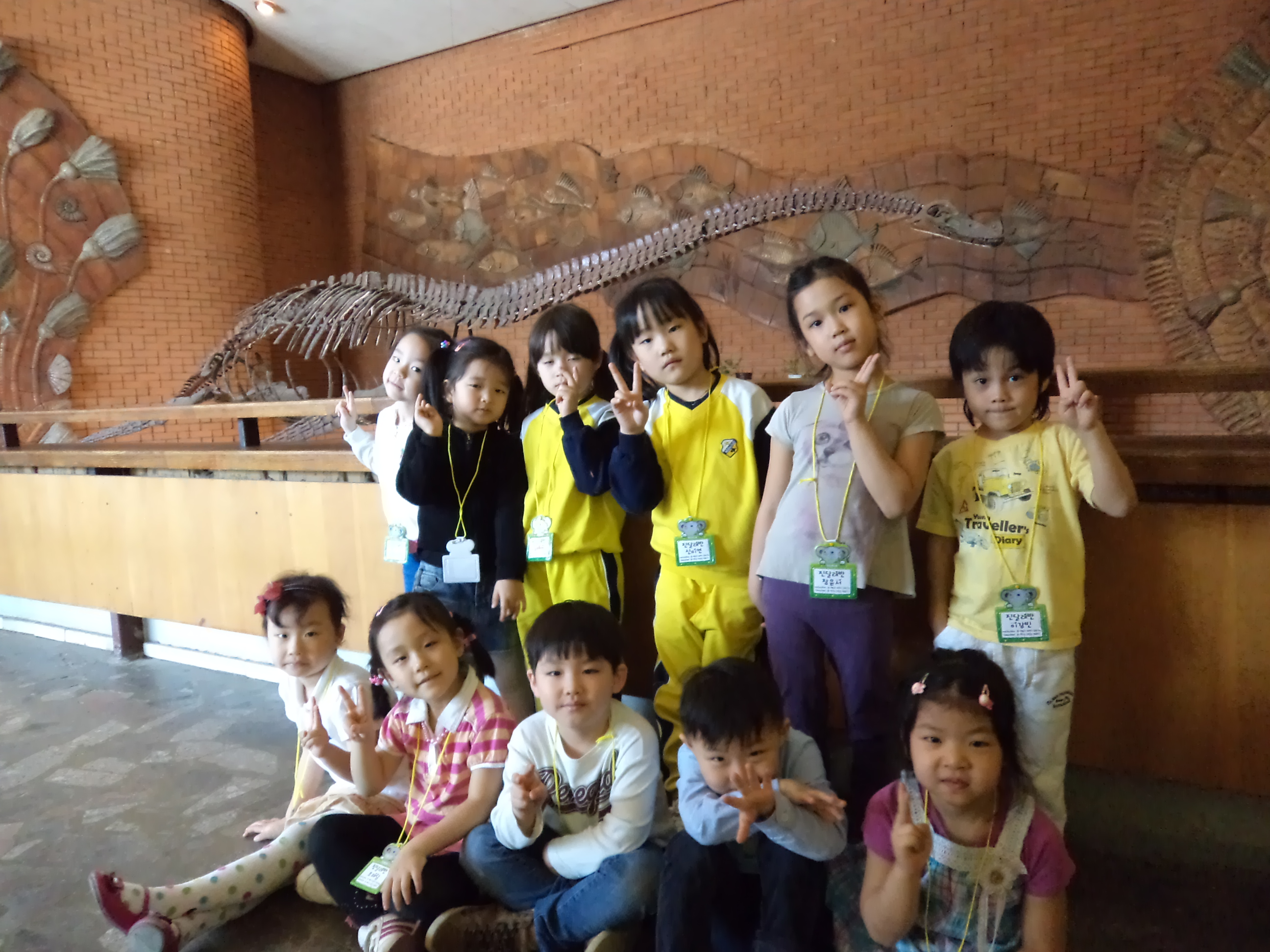 �����н�