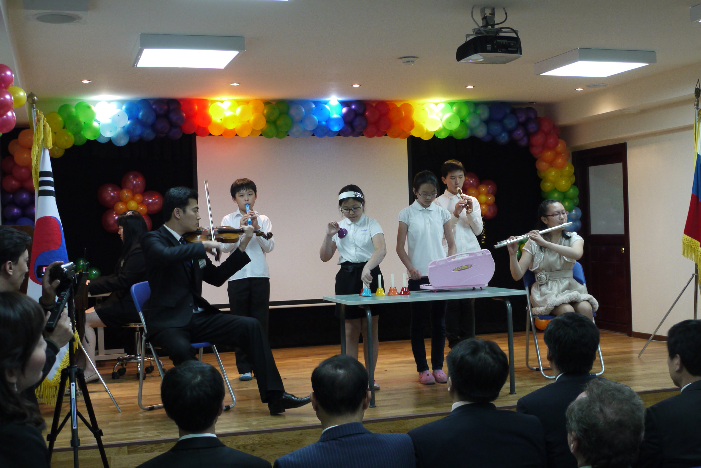 ���ϰ���