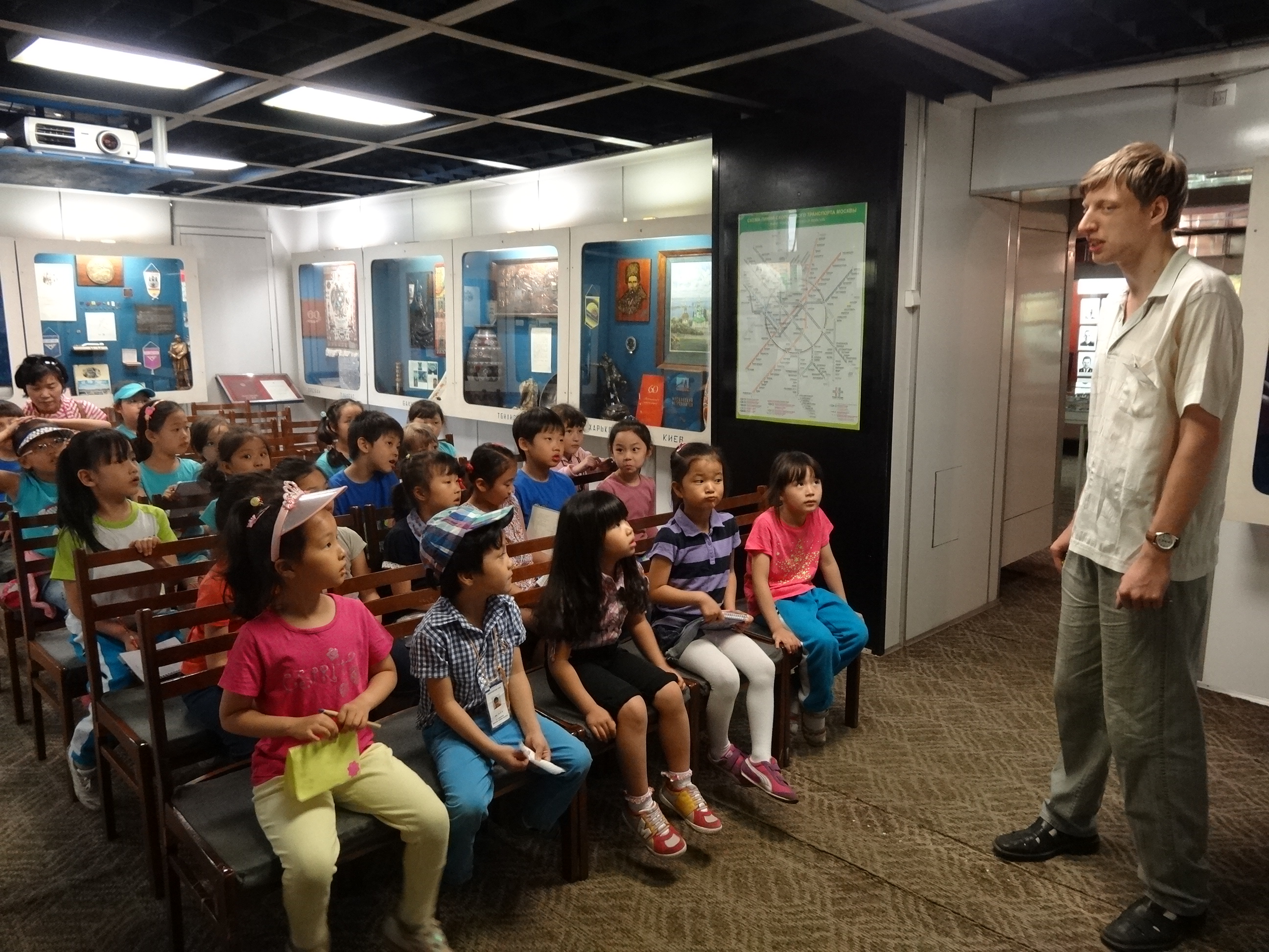 �̶߷� �ڹ���